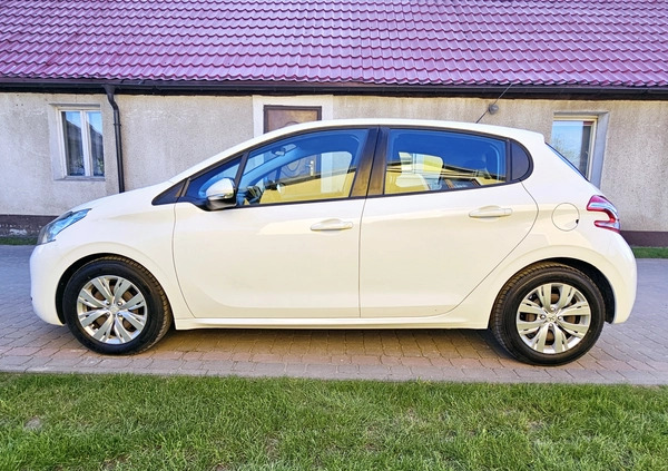 Peugeot 208 cena 19600 przebieg: 209000, rok produkcji 2012 z Skaryszew małe 232